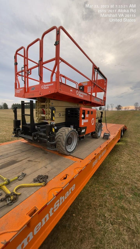 2022 JLG RT3369