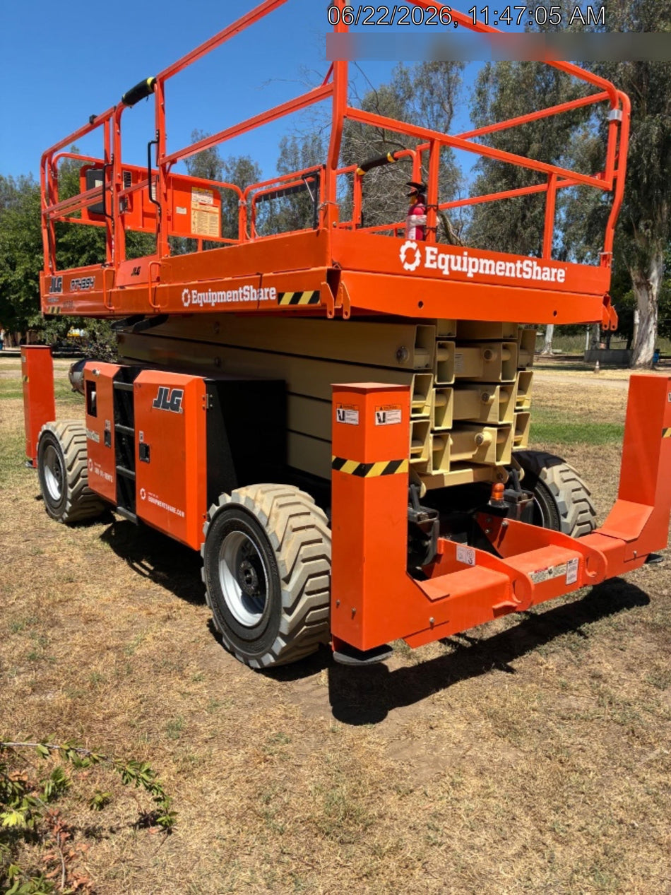 2023 JLG RT4394