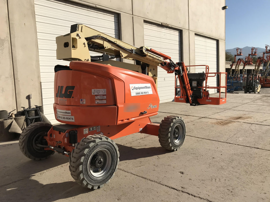 2019 JLG 450AJ