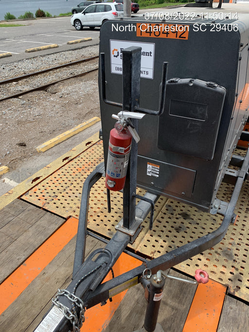 2021 Lincoln Electric Dual Maverick 200/200X Ready Pak 3 (includes trailer, cable rack, fender light kit)