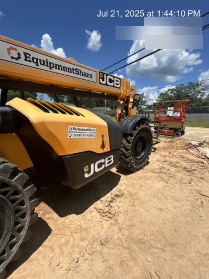 2020 JCB 509-42 Canopy, Solid Tires, Work Lights, Beacon, Aux Hydraulics, Back up Alarm, Lifting Eye, ES Decals