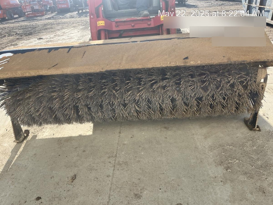 2022 TAKEUCHI 84" Broom - Takeuchi