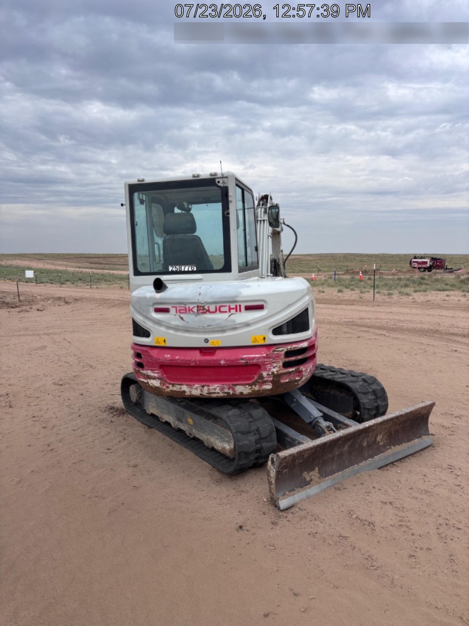 2022 TAKEUCHI TB250-2CR