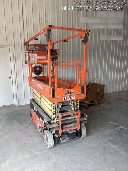 2021 JLG ES1932