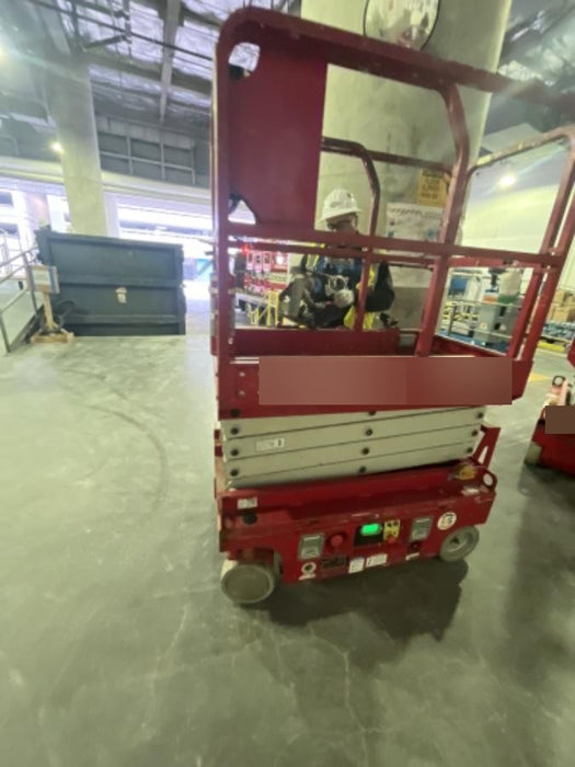 2017 MEC 1330SE 13' Scissor Lift w/2 Year Extended Full Warranty