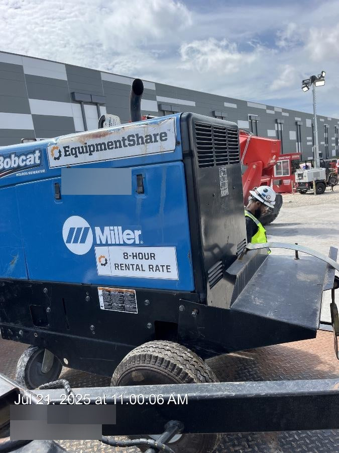 2019 Miller Electric BOBCAT 250 Standard w/Running Gear, Bracket, Hose