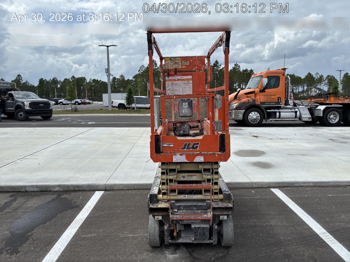 2022 JLG ES1932