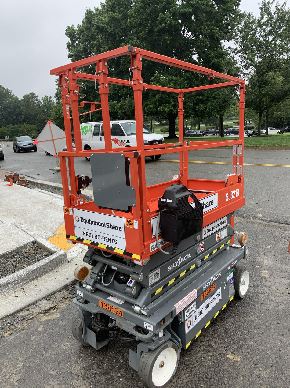2021 SKYJACK SJ3219