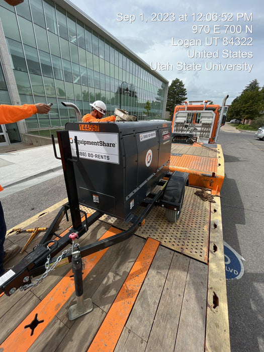 2021 Lincoln Electric Dual Maverick 200/200X Ready Pak 3 (includes trailer, cable rack, fender light kit)