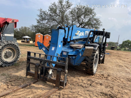 2017 Genie GTH-1056 Genie GTH1056, Solid Tires, 60" carriage, Light Kit, Open ROPS