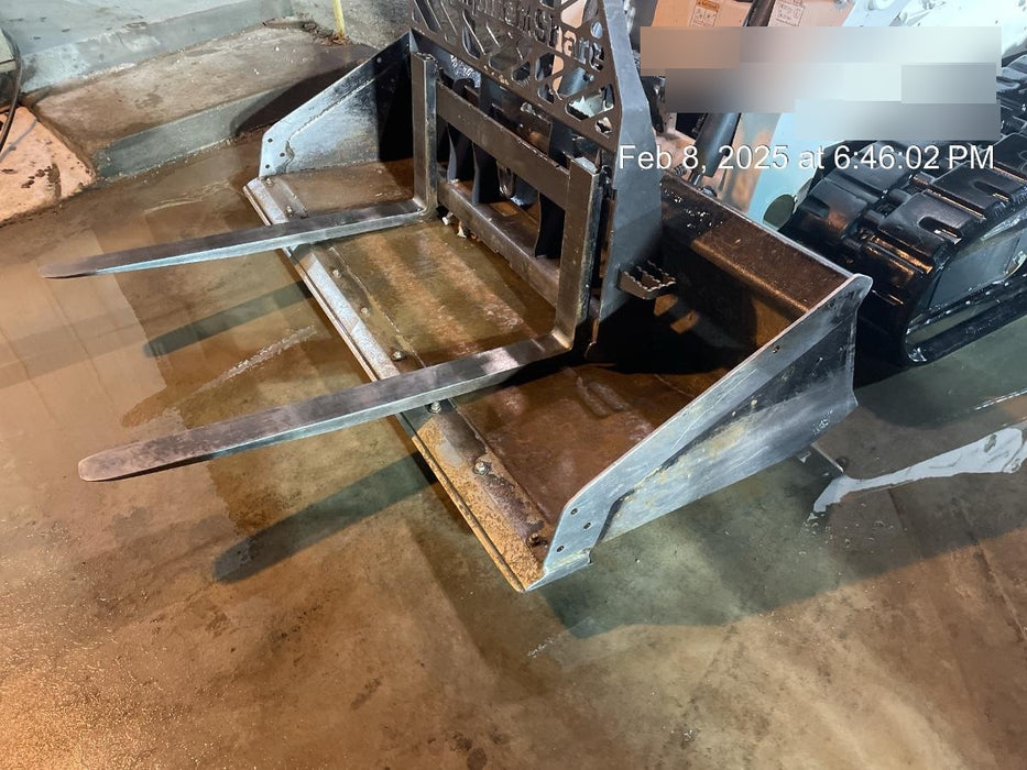 2021 PALADIN 48" Pallet Forks - Paladin