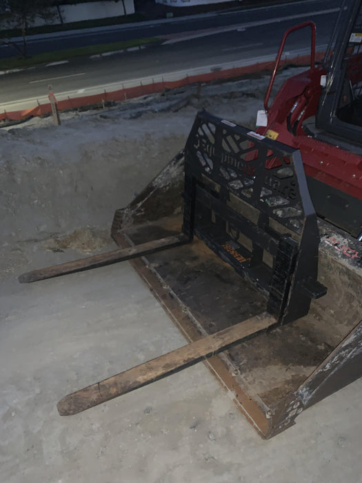 2021 PALADIN 48" Pallet Forks - Paladin