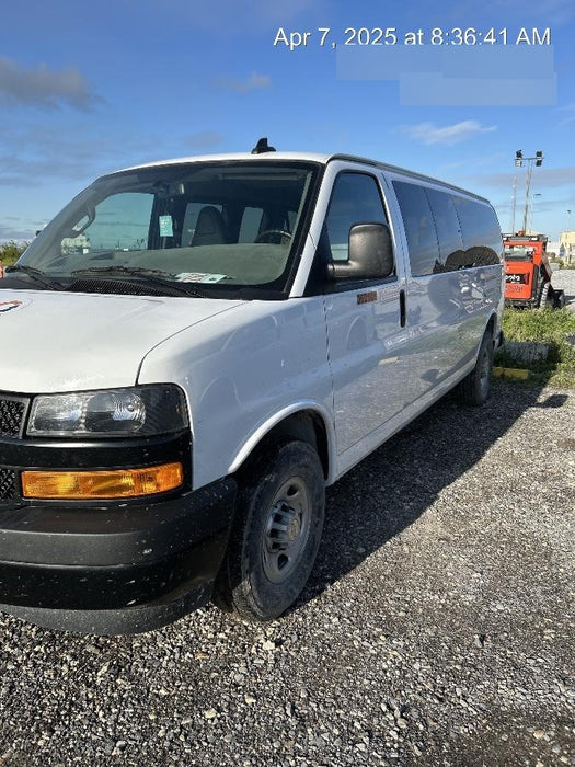 2023 CHEVROLET Express Van - Rental