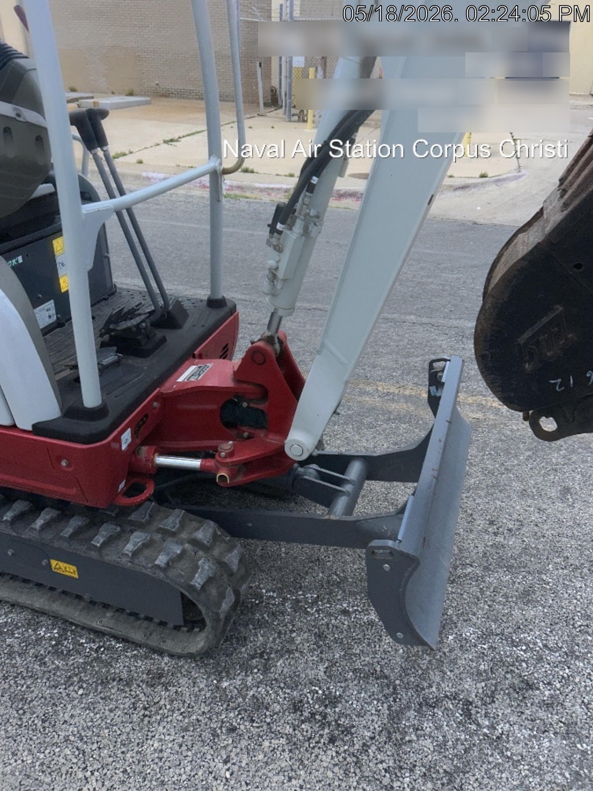 2023 TAKEUCHI TB20e