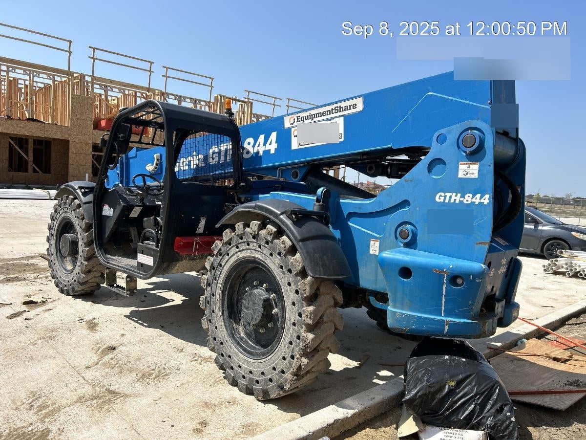 2018 Genie GTH-844 Genie GTH-844 w/Open ROPS, Solid Tires, beacon/work lights, 60" carriage/forks