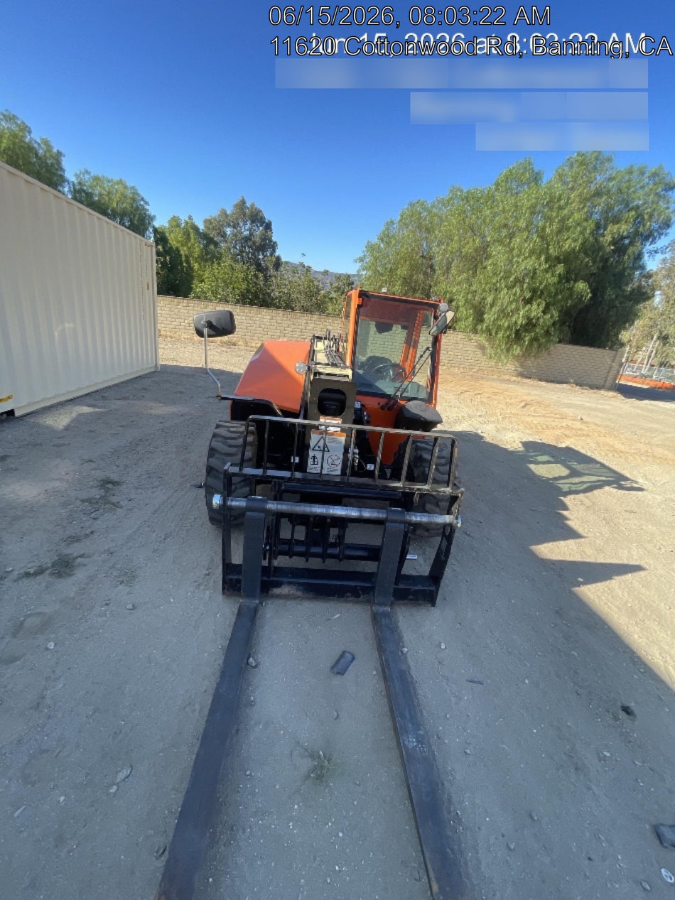 2025 JLG 519