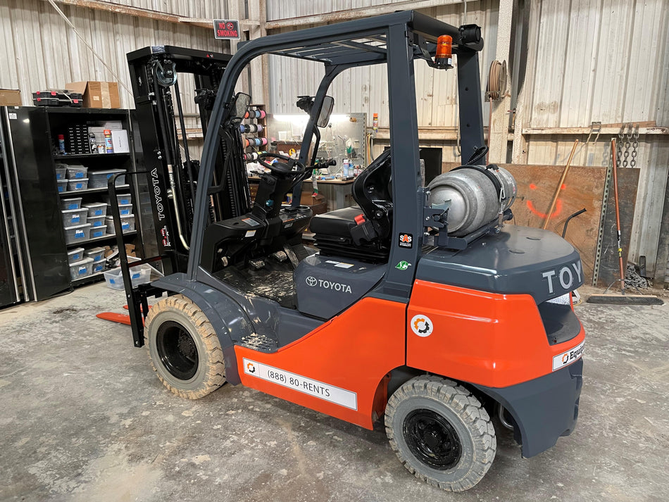 2022 TOYOTA 50-8FGU25