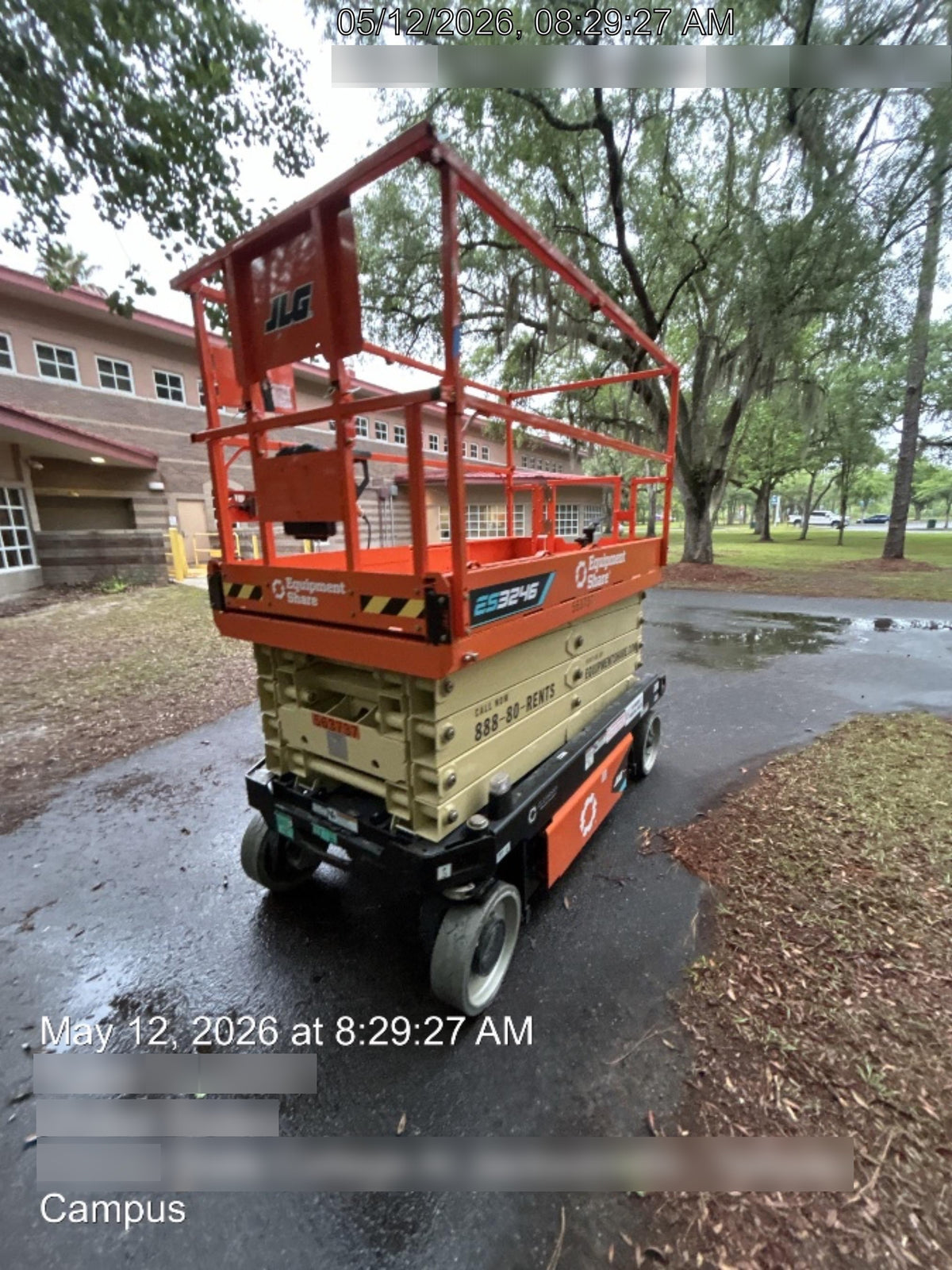 2025 JLG ES3246