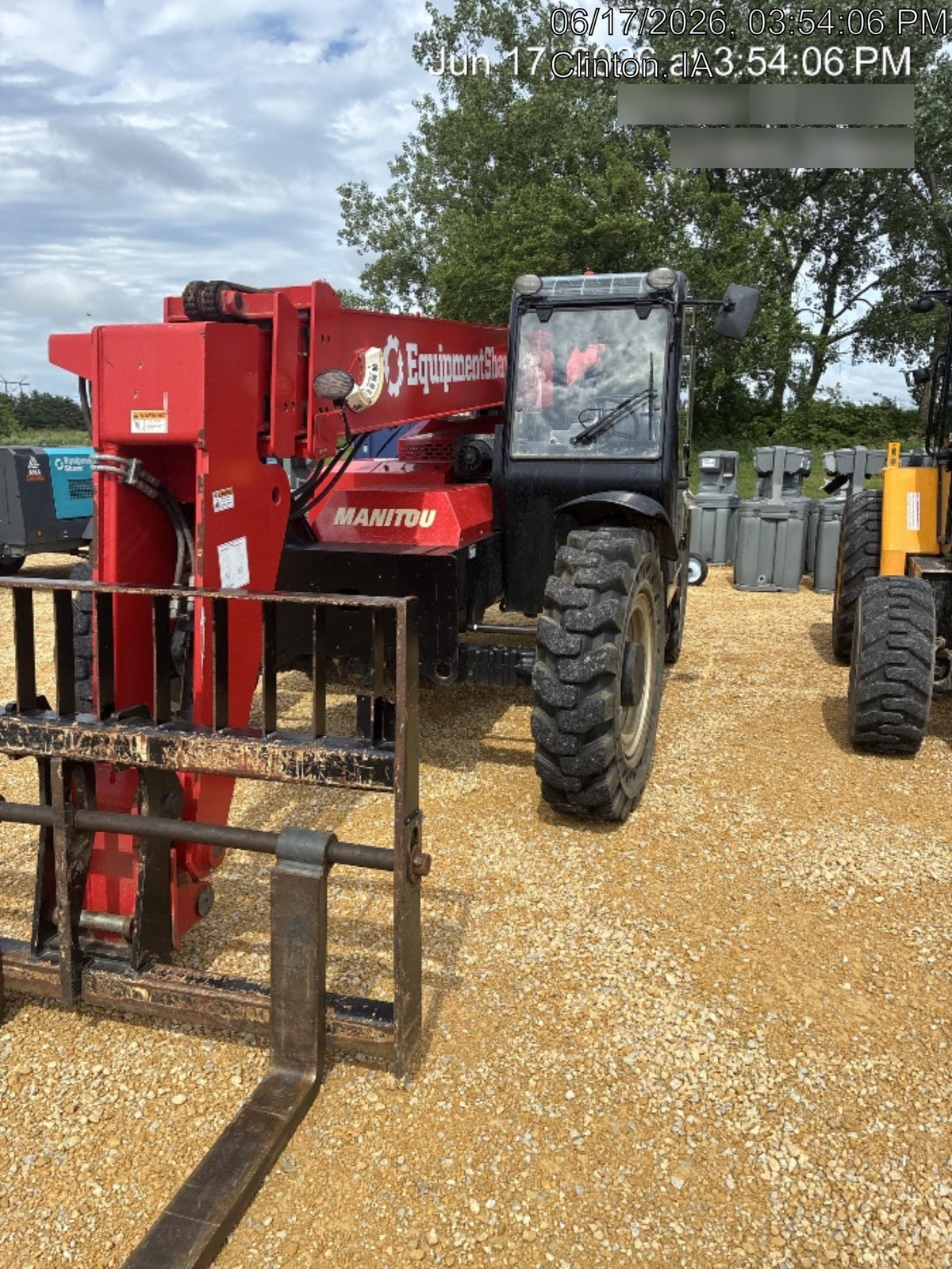2022 MANITOU MTA8044