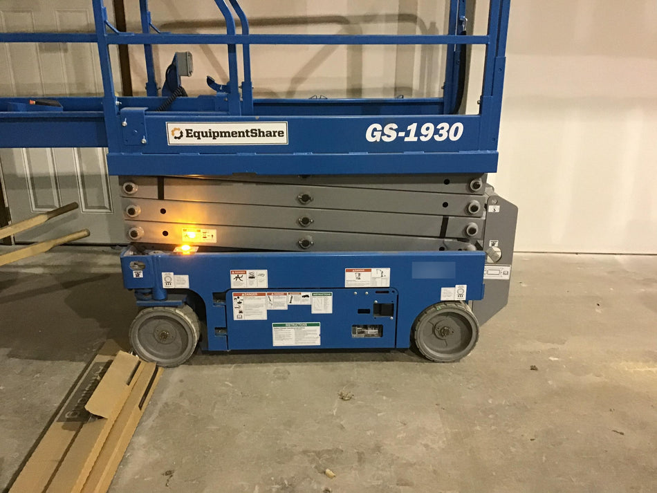 2018 GENIE GS-1930