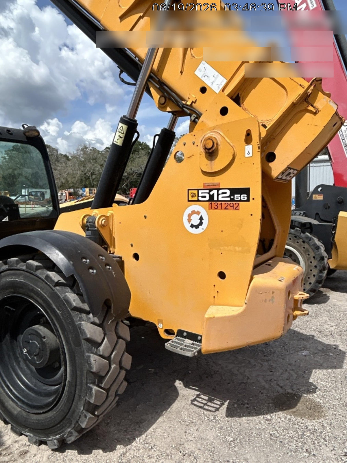 2021 JCB 512-56