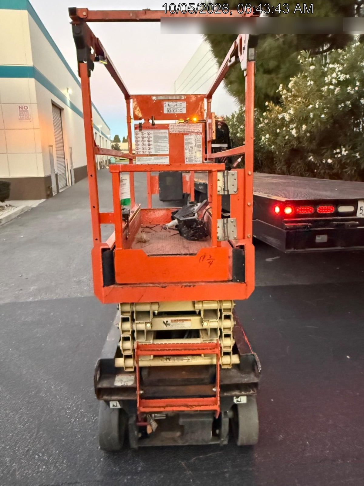 2022 JLG ES1932