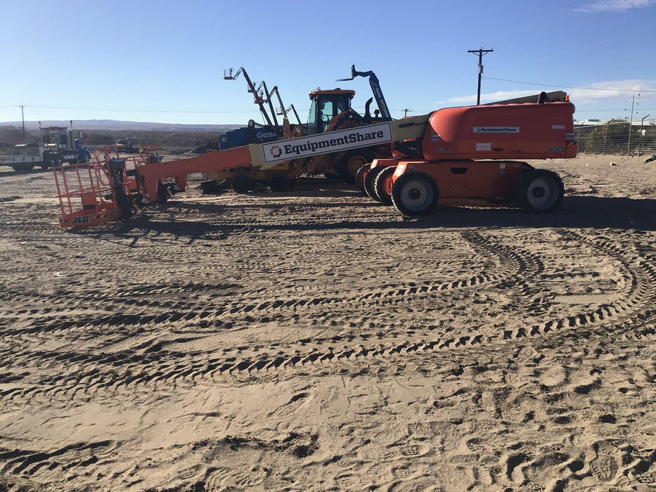 2020 JLG 600S