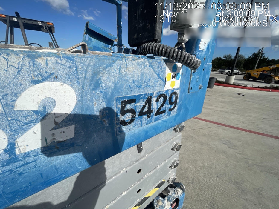 2017 Genie GS-3232 Genie GS3232 Narrow 32' Scissor Lift