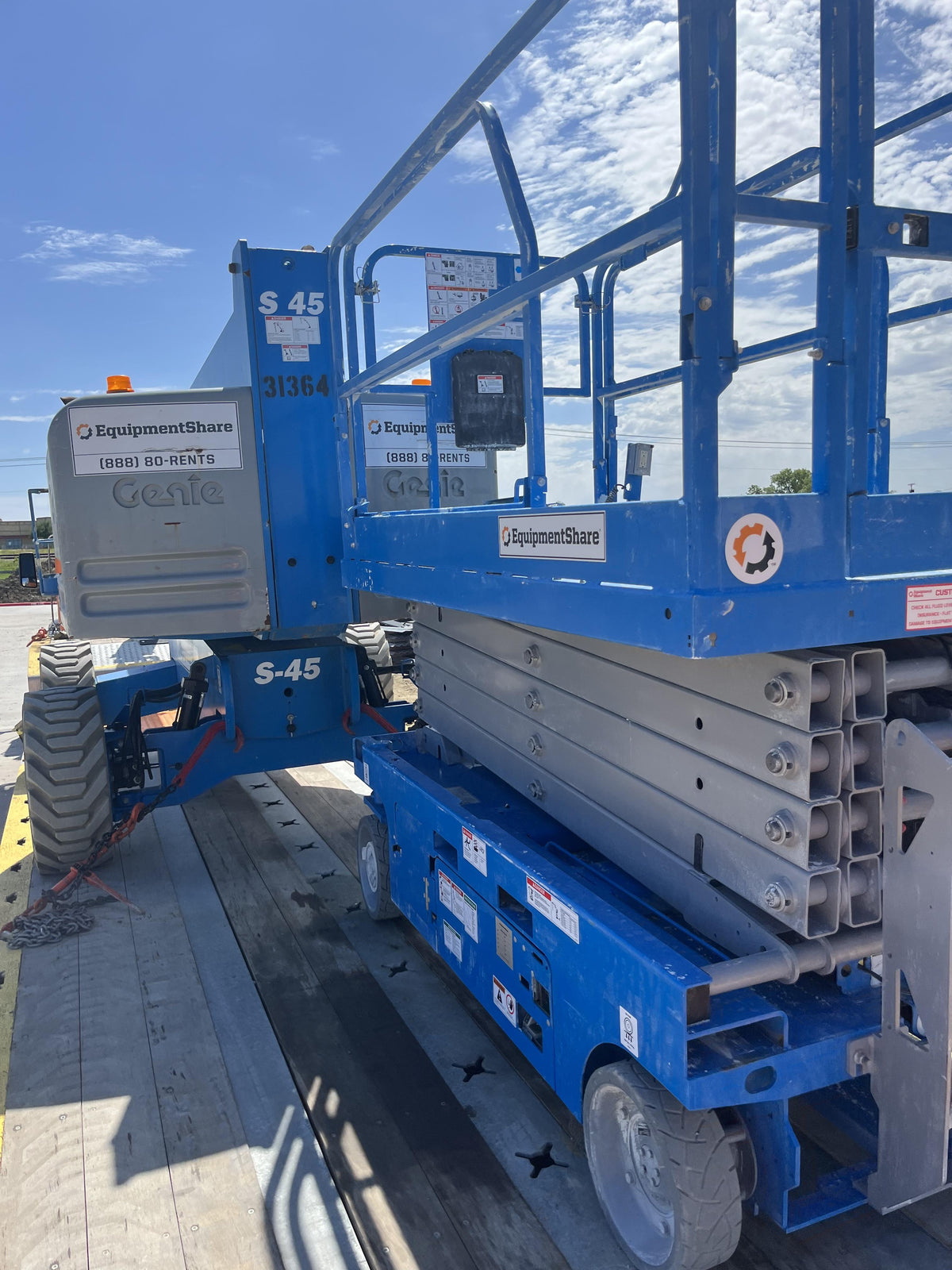 2022 GENIE GS-3246