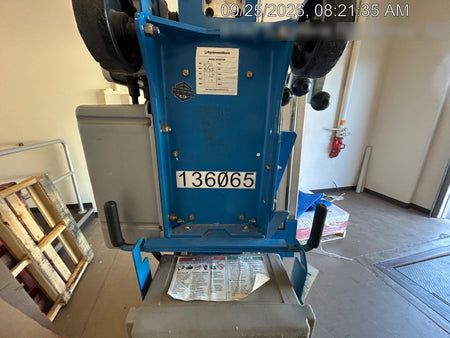 2021 GENIE AWP-30S DC