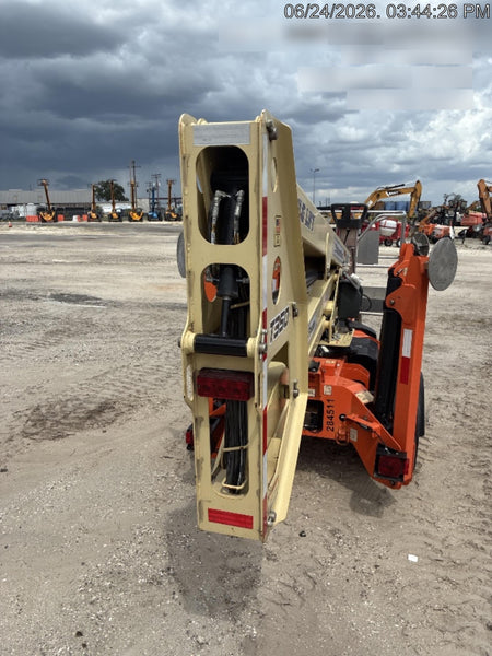 2022 JLG T350