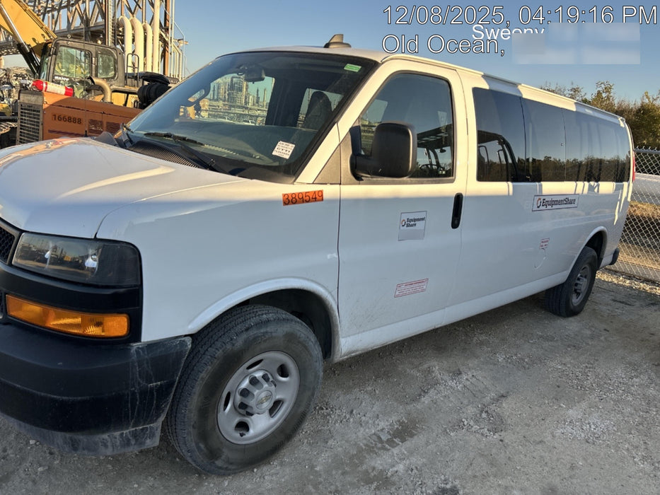2023 CHEVROLET Express Van - Rental