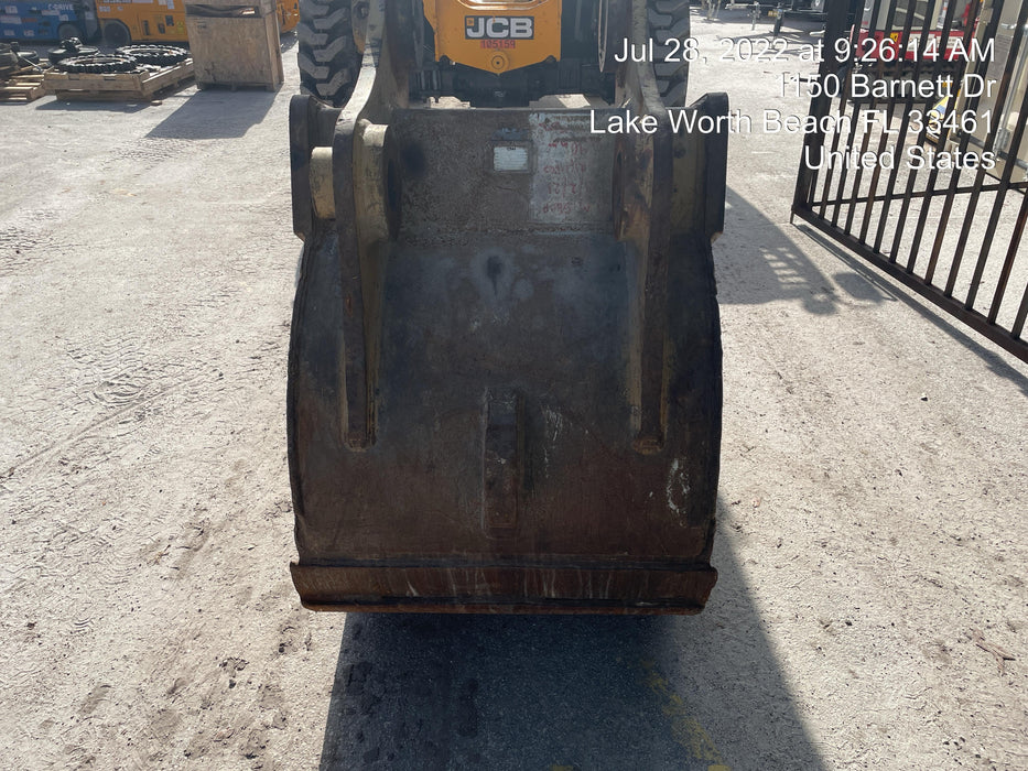 2017 CASE 36" Bucket - Case