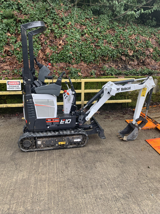 2021 BOBCAT E10
