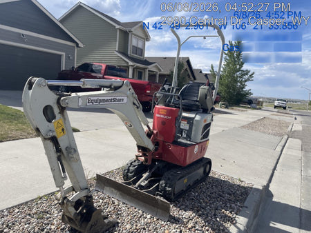 2022 TAKEUCHI TB210R