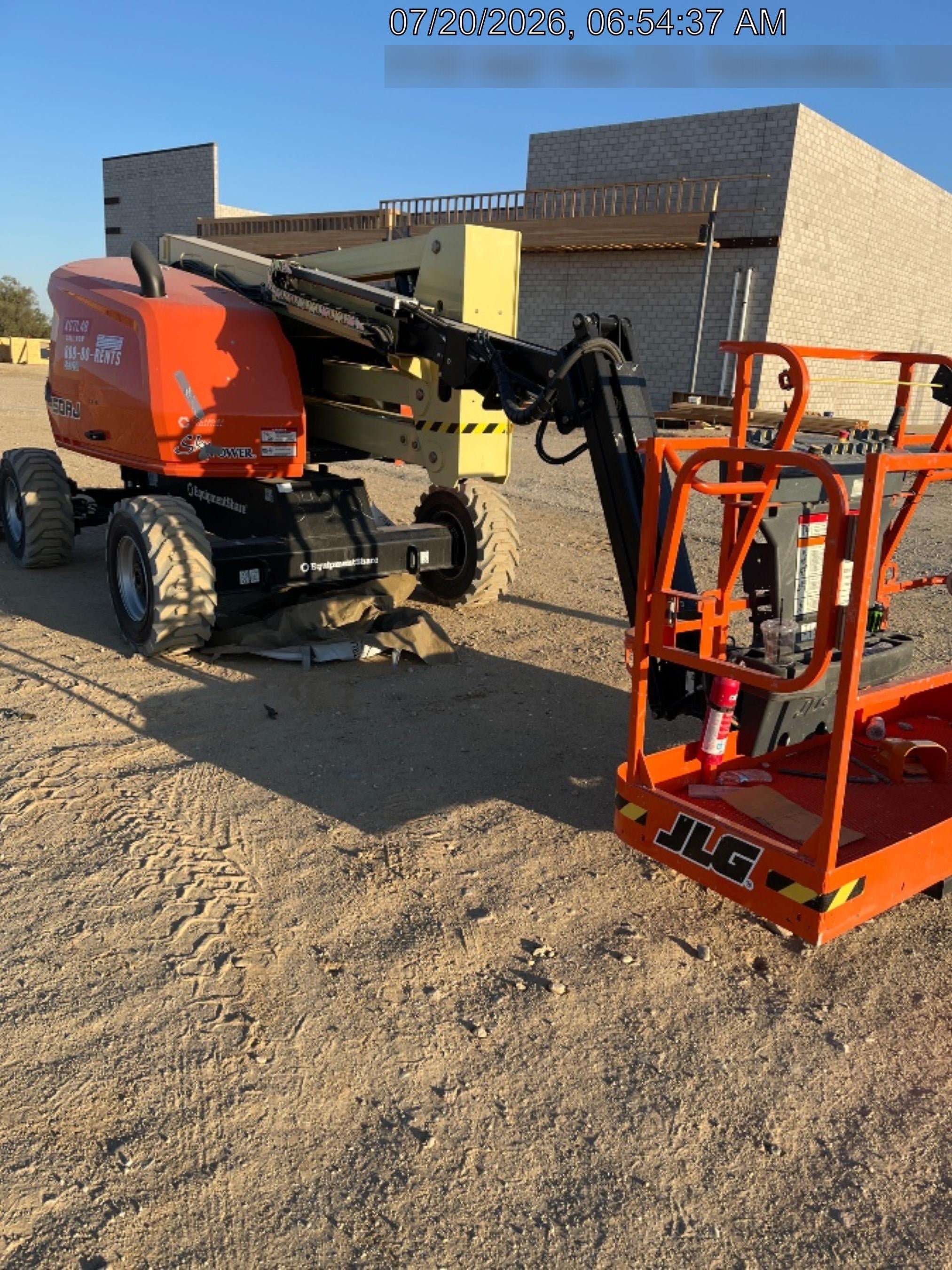 2025 JLG 450AJ