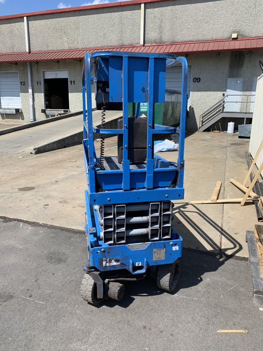 2019 Genie GS-1930 Fixed rails with chain Entry