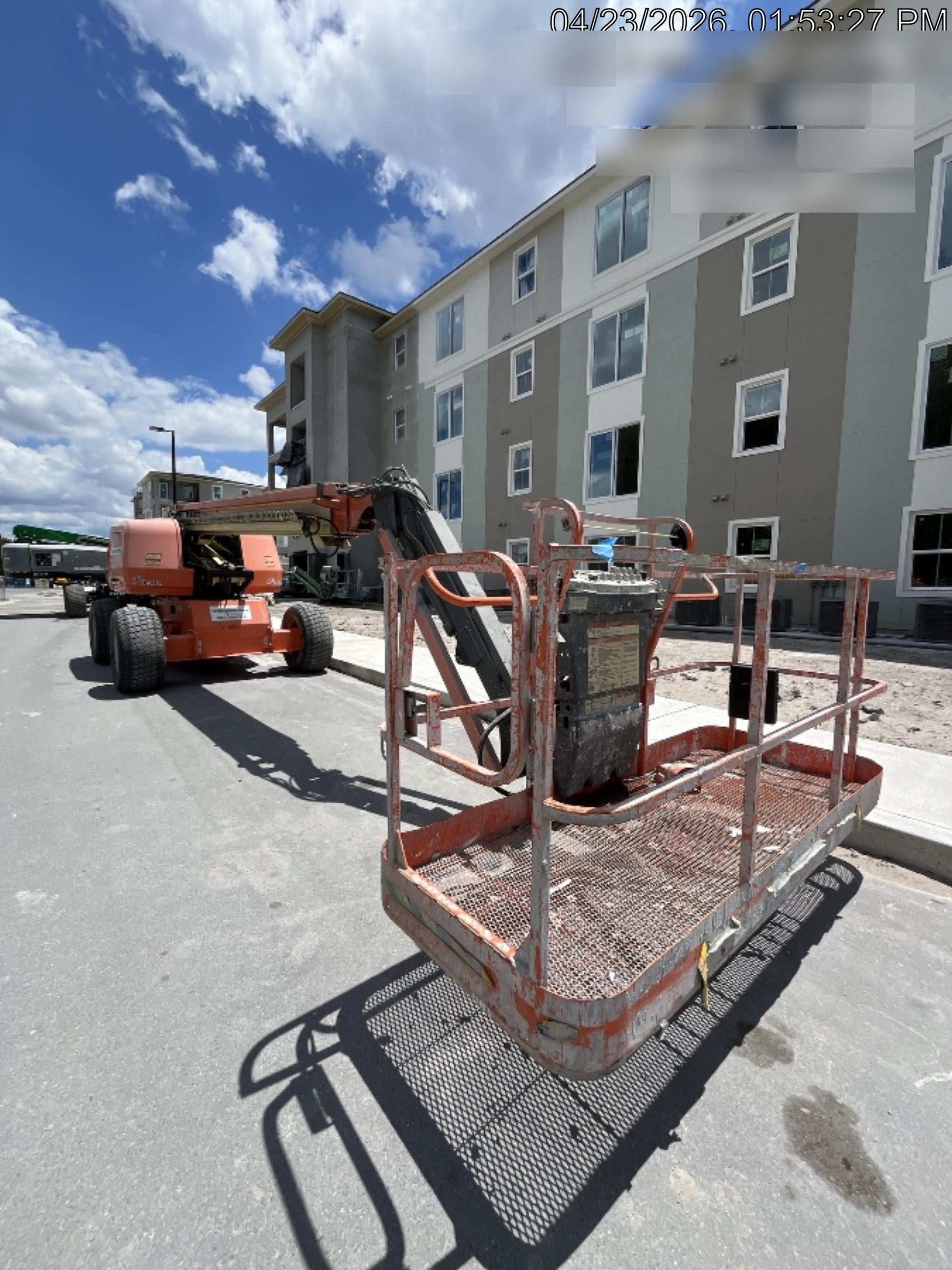 2021 JLG 660SJ