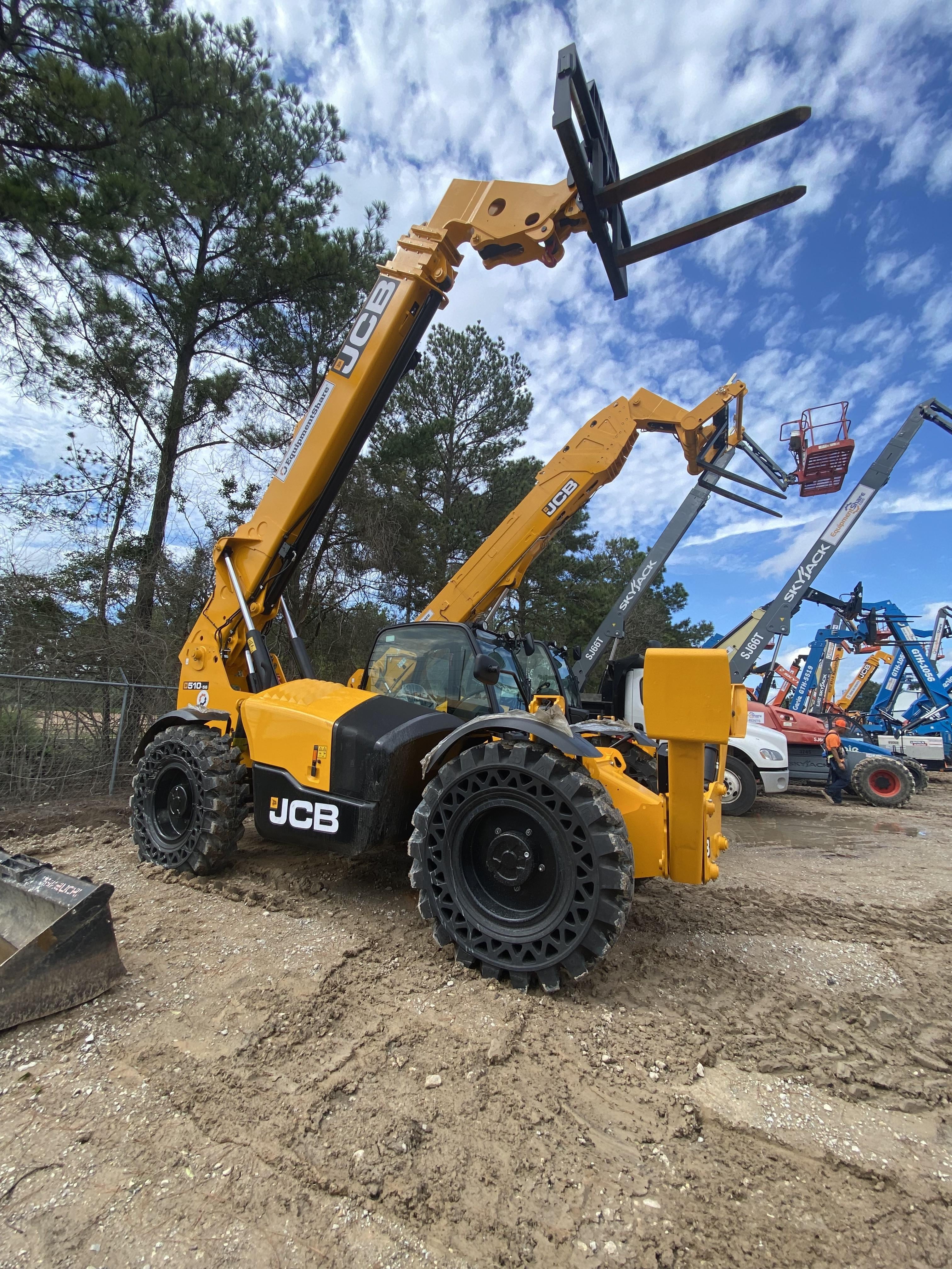 2021 JCB 510-56