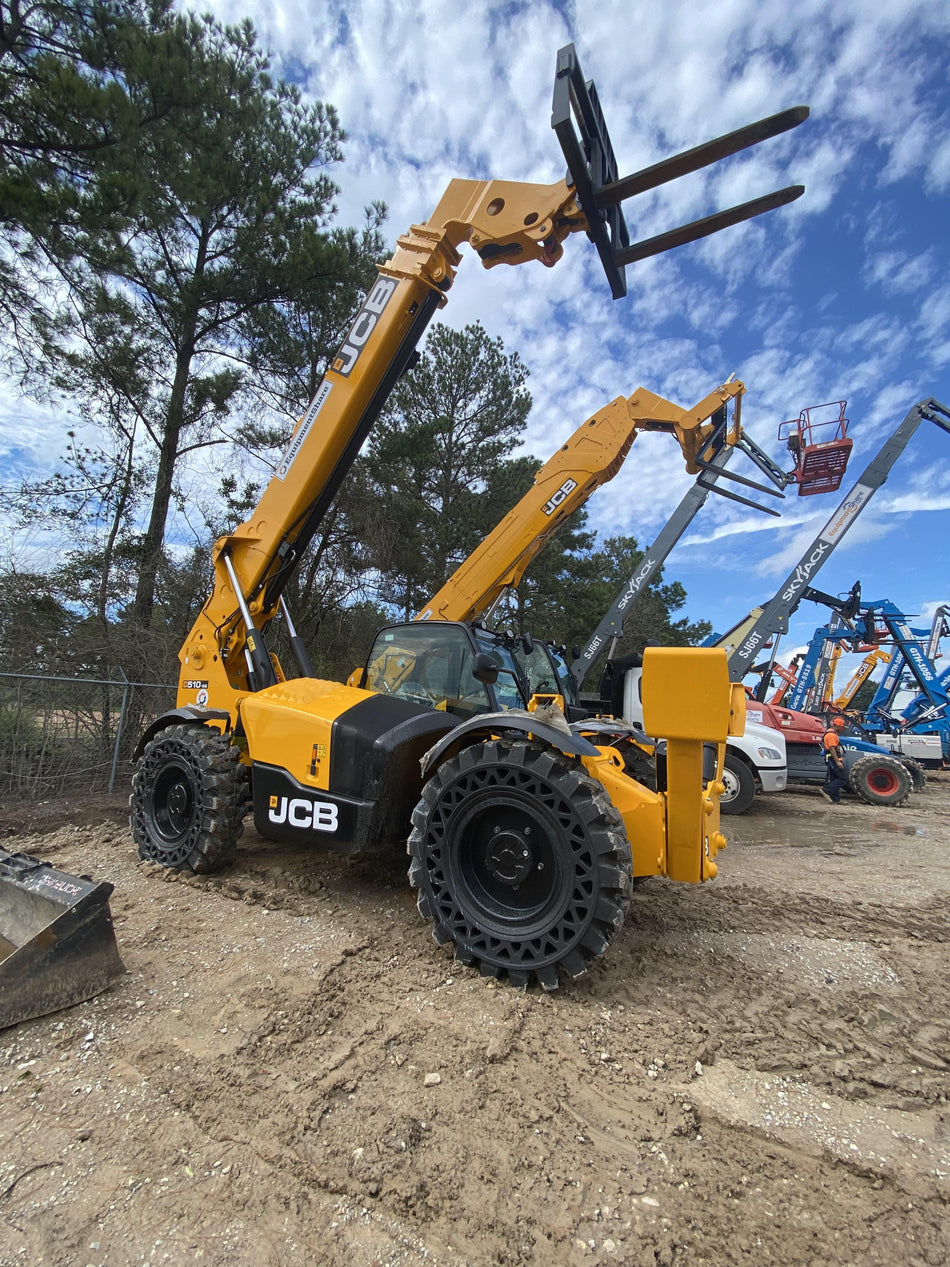 2021 JCB 510-56