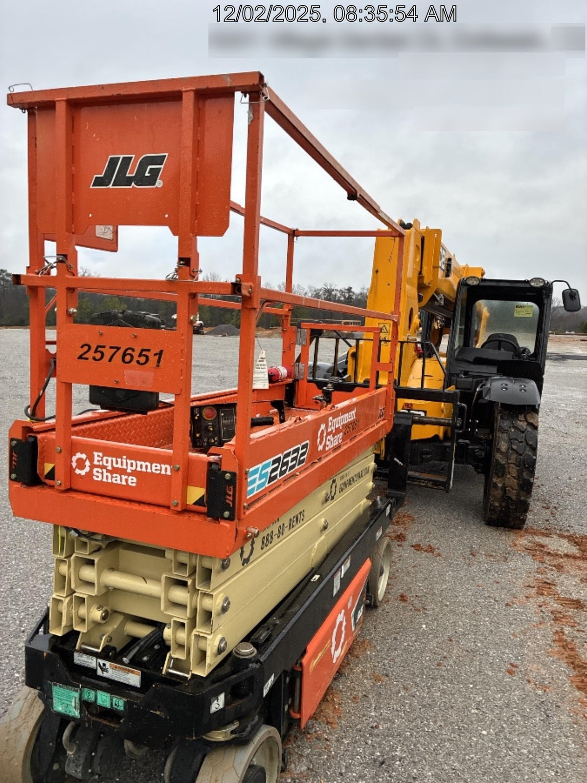 2022 JLG ES2632