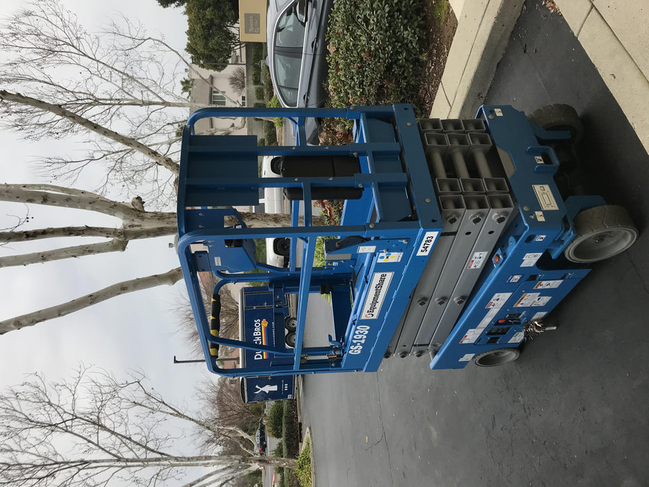 2019 Genie GS-1930 Half Height Swing Gate, 800W Inverter