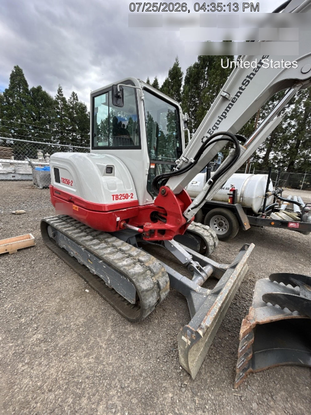 2025 TAKEUCHI TB250-2CR