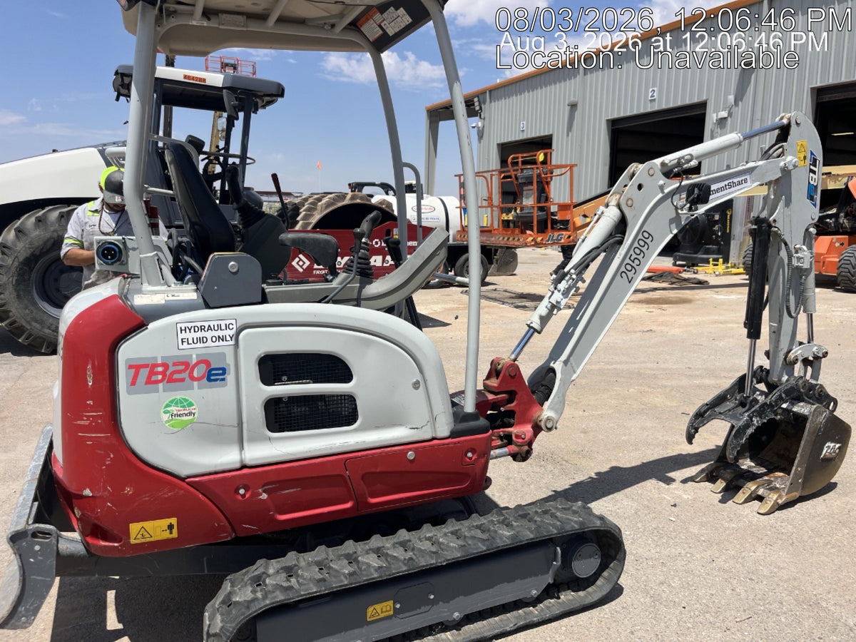2023 TAKEUCHI TB20e
