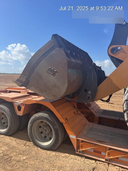 2023 CASE 821G