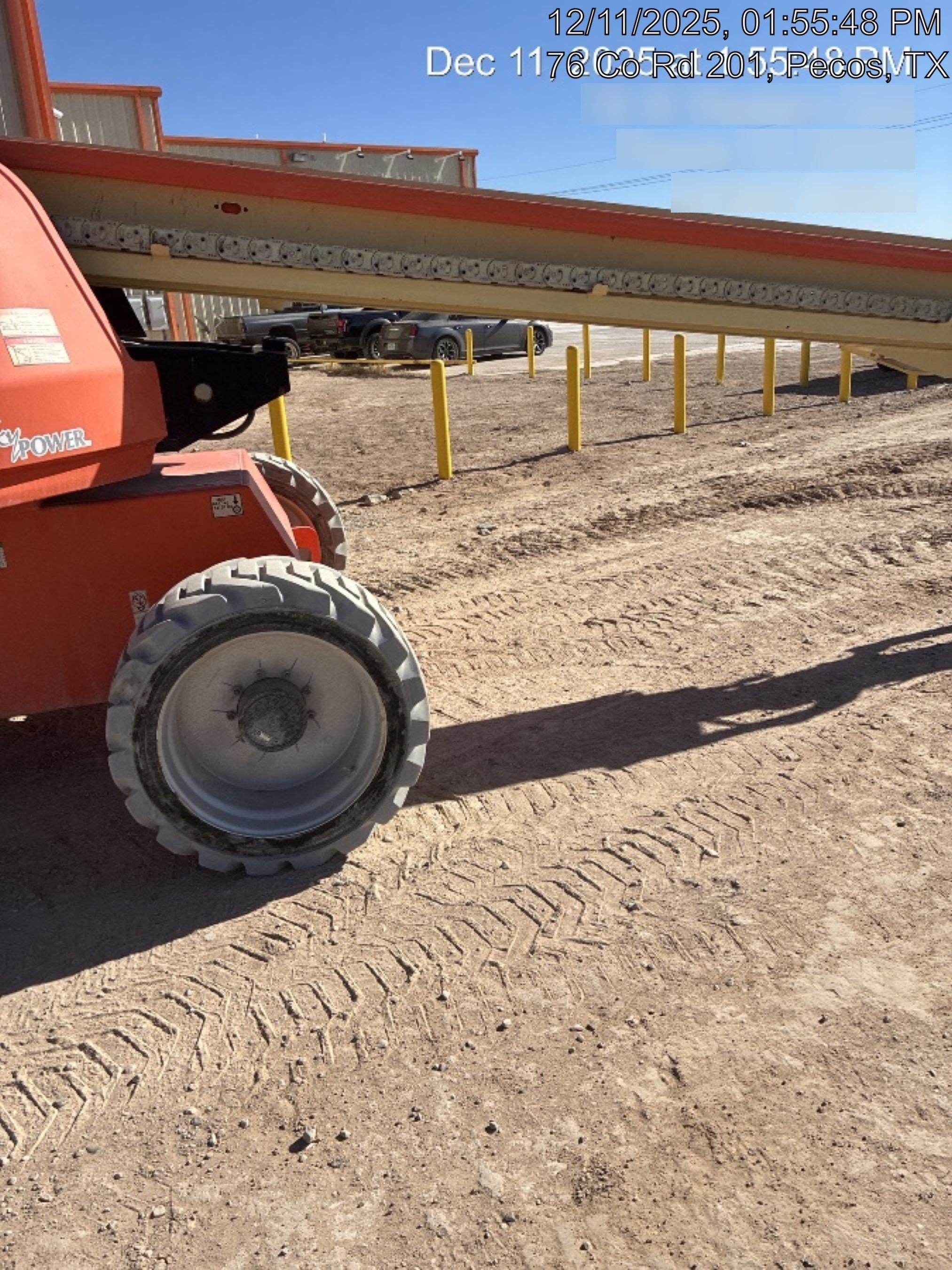2022 JLG 660SJ