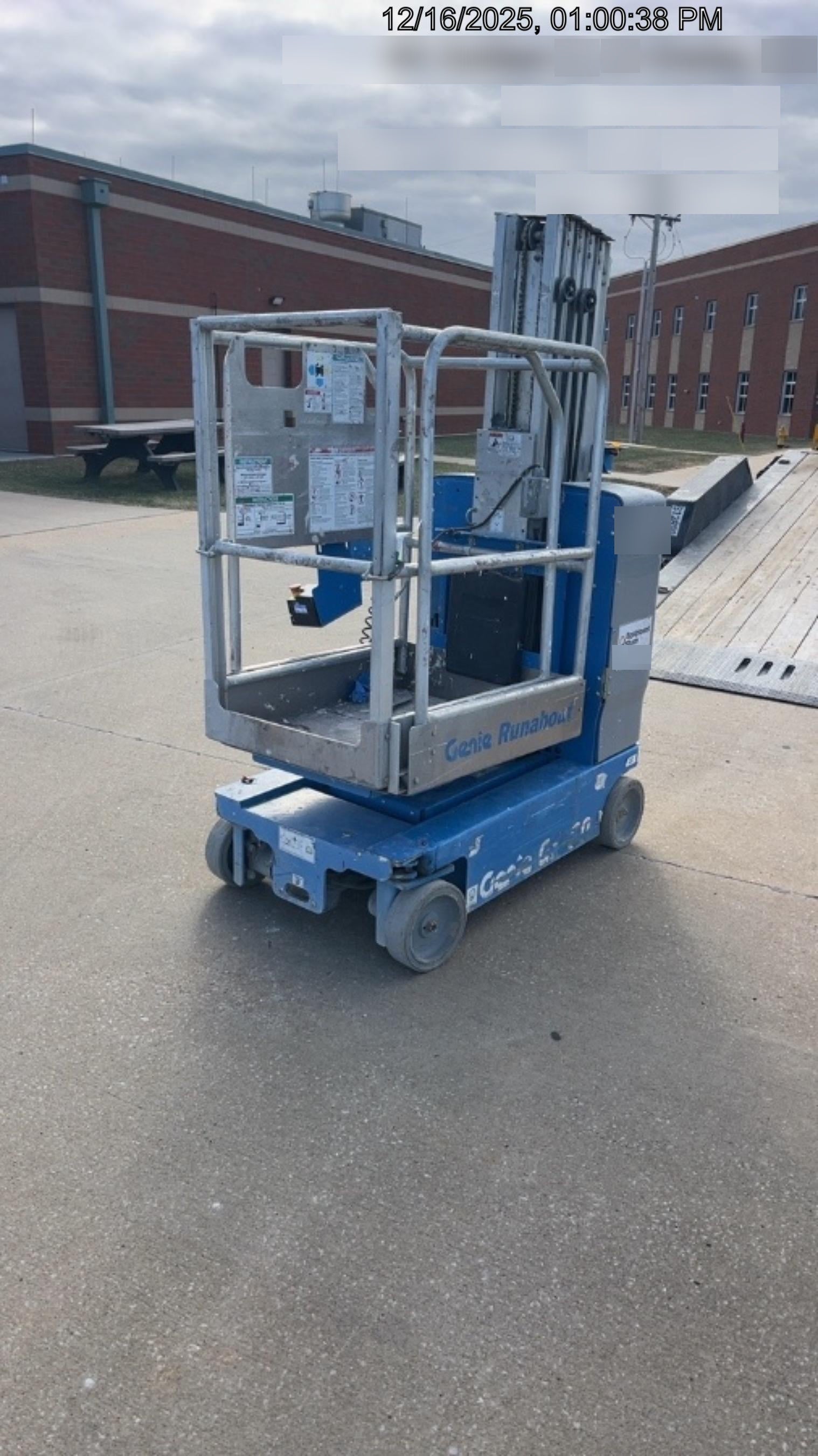 2019 GENIE GR-20