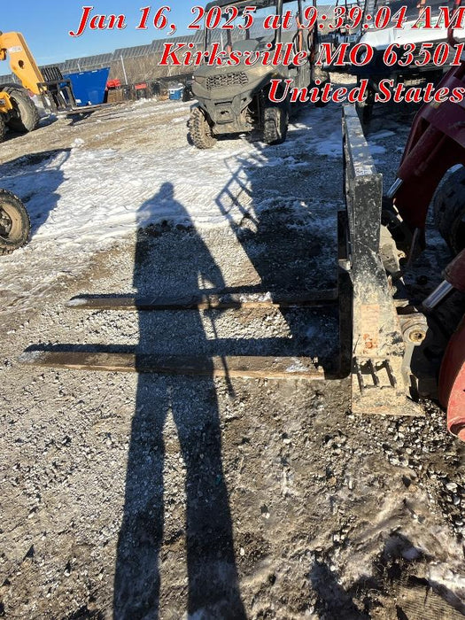 2024 ARROW MATERIAL HANDLING 72" Pallet Forks - Arrow