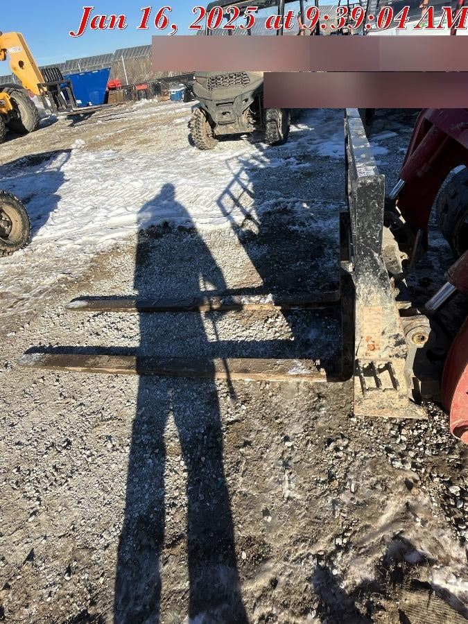 2024 ARROW MATERIAL HANDLING 72" Pallet Forks - Arrow