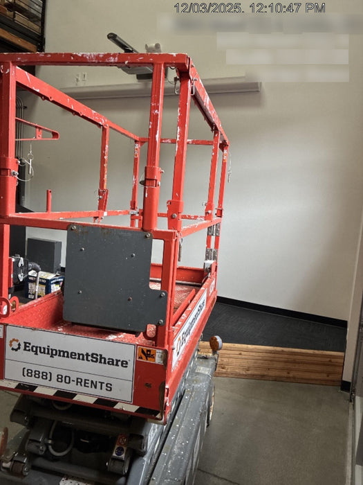 2020 Skyjack SJIII-3219 Solid NM Tires, Half height spring hinged entry gate, Dual Beacons, 800W Inverter